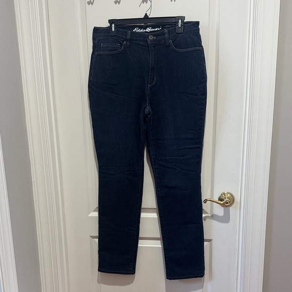 EDDIE BAUER Fleece Lined Denim Jeans 12 Slim Straight Slightly Curvy KL $100 EUC - Picture 2 of 15